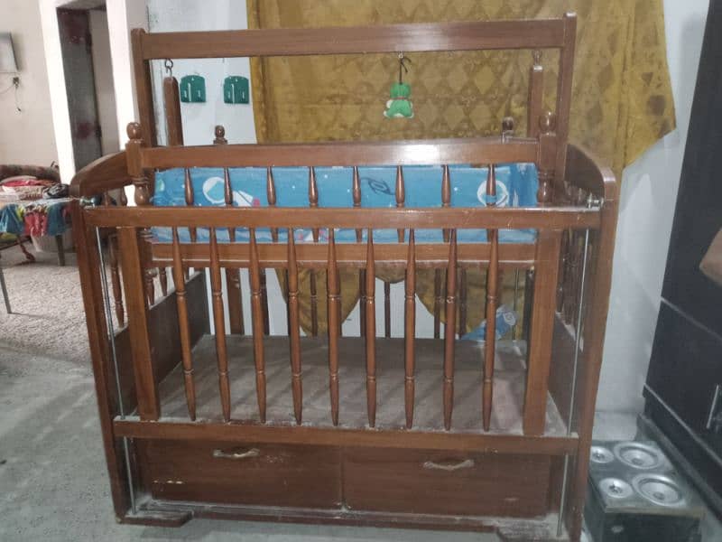 2in1 baby cot 6