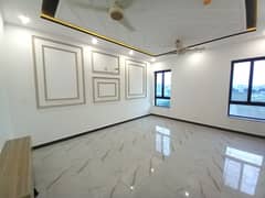 1 Kannal Brand New Upper portion with 3 Bedroom attached Bath and servant Room Near Lahore School of Economics (LSE), main Road Phase 6 and Phase 8 Broadway