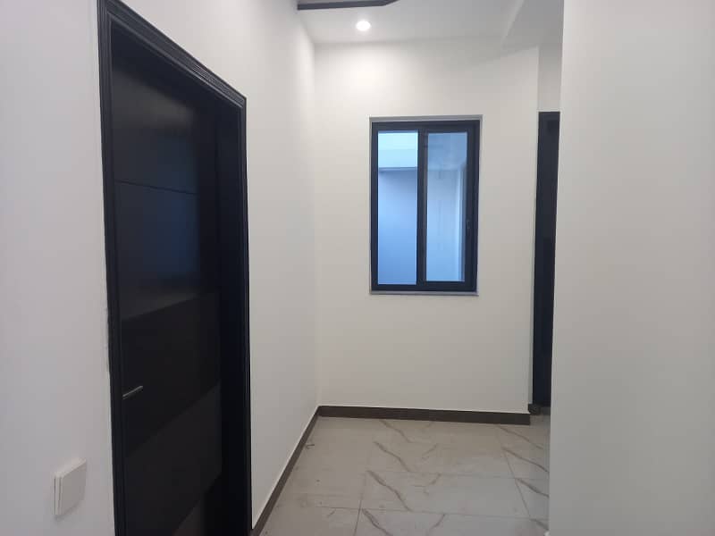 1 Kanal Brand New Upper portion with 3 Bedroom attached Bath and servant Room Near Lahore School of Economics (LSE), main Road Phase 6 and Phase 8 Broadway 6