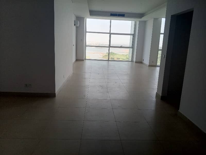 Unfurnished 4 Bed Plus Servant Room Having Attractive Lake View & Islamabad Club View. . Available For Rent. . . 2