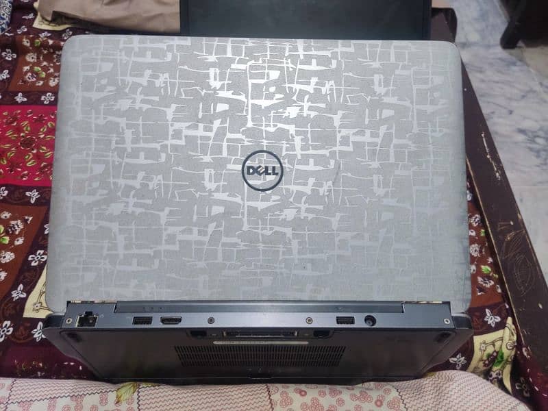 DELL Latitude-E7240 Core i7-4th Generation 7