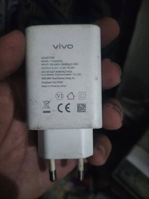 vivo y20 ka geniune charger box pulled 4