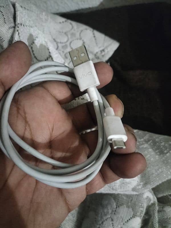 vivo y20 ka geniune charger box pulled 5