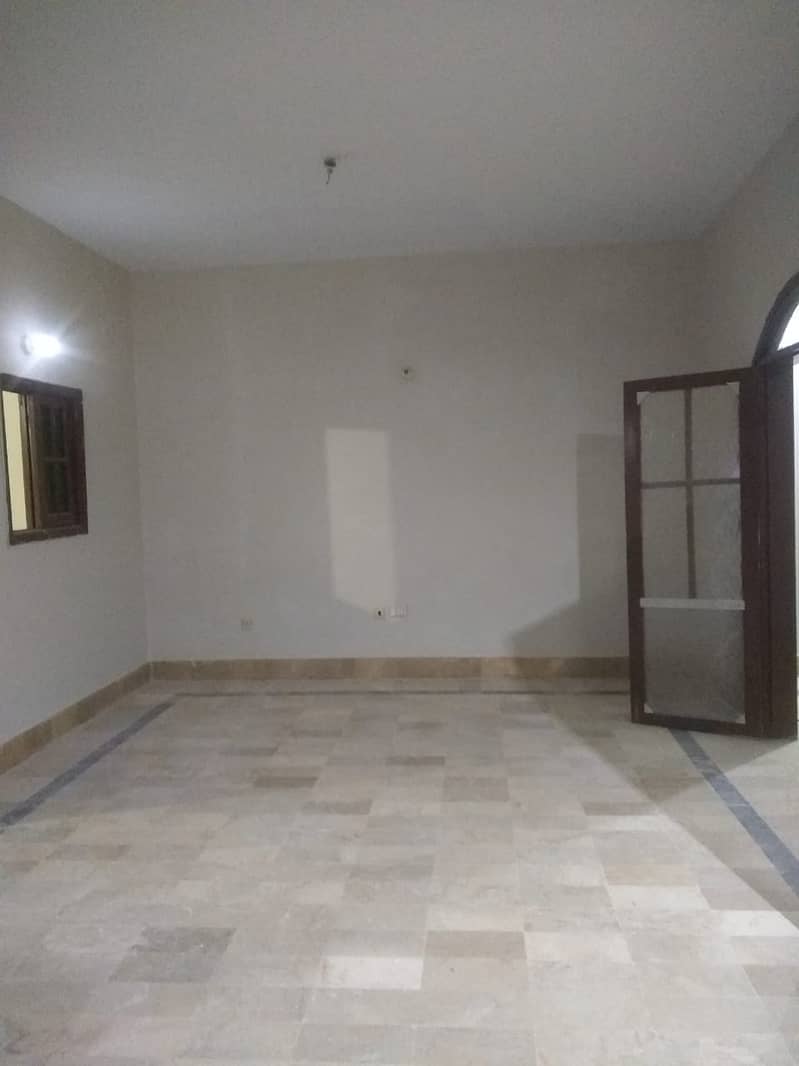 Spacious 3 BHK GF West Open Johar Block 7 Near Ayesha Market 1