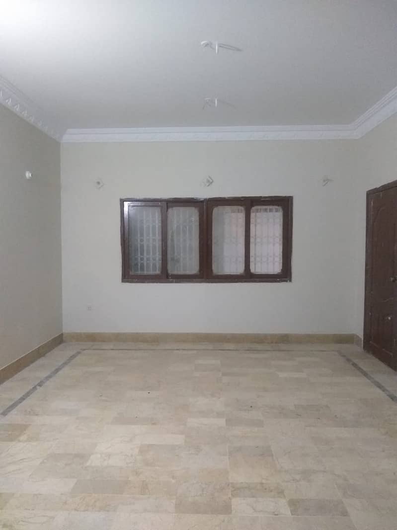 Spacious 3 BHK GF West Open Johar Block 7 Near Ayesha Market 6