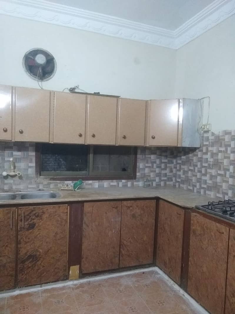 Spacious 3 BHK GF West Open Johar Block 7 Near Ayesha Market 7