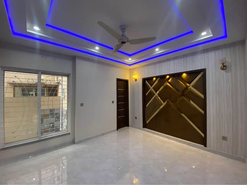 3 Years Installment Base House In Park View City Lahore 3