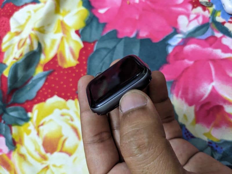 Apple watch Series 4 (Full Packing) 12