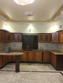 Portions For Sale 3 Bed DD Gulshan Iqbal block 1 *Code(12673)*