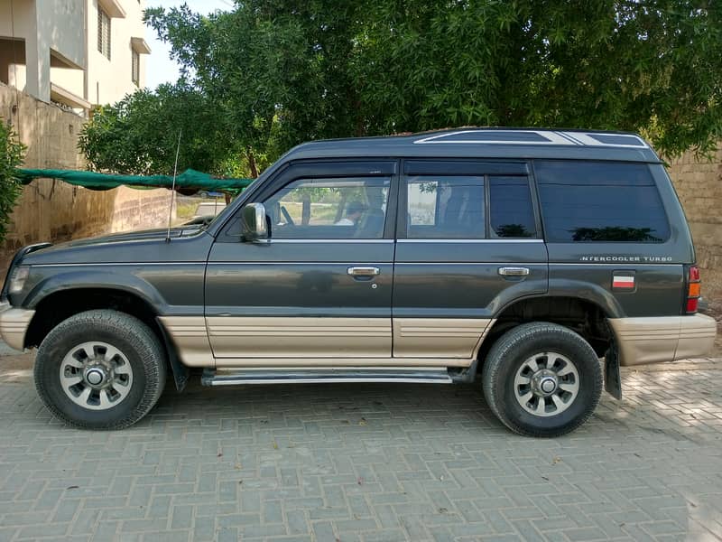 Mitsubishi Pajero 1991 2.5 tdi 1