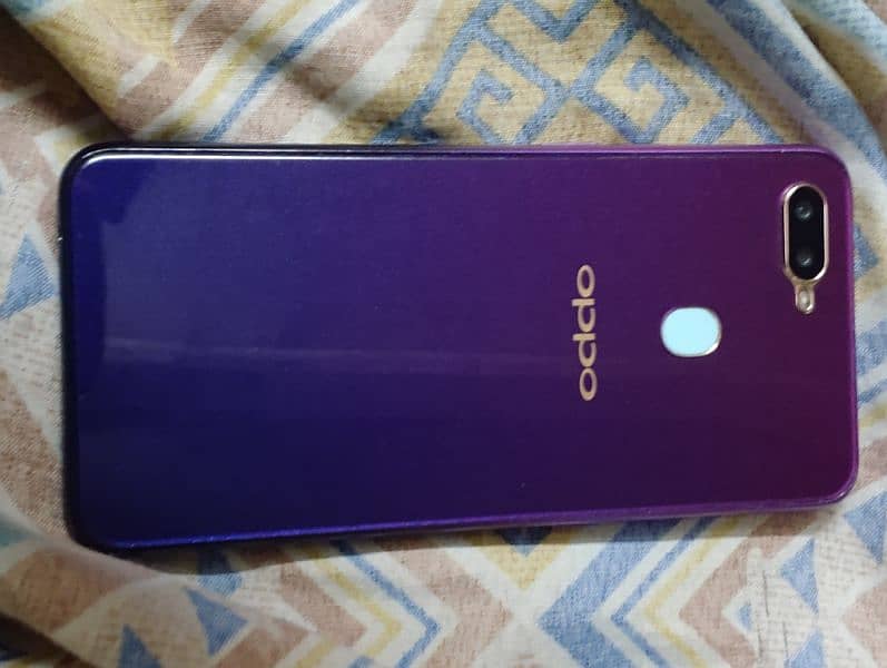 OPPO F9 PRO FOR SALE 1