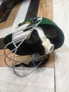 cricket helmet masuri 0