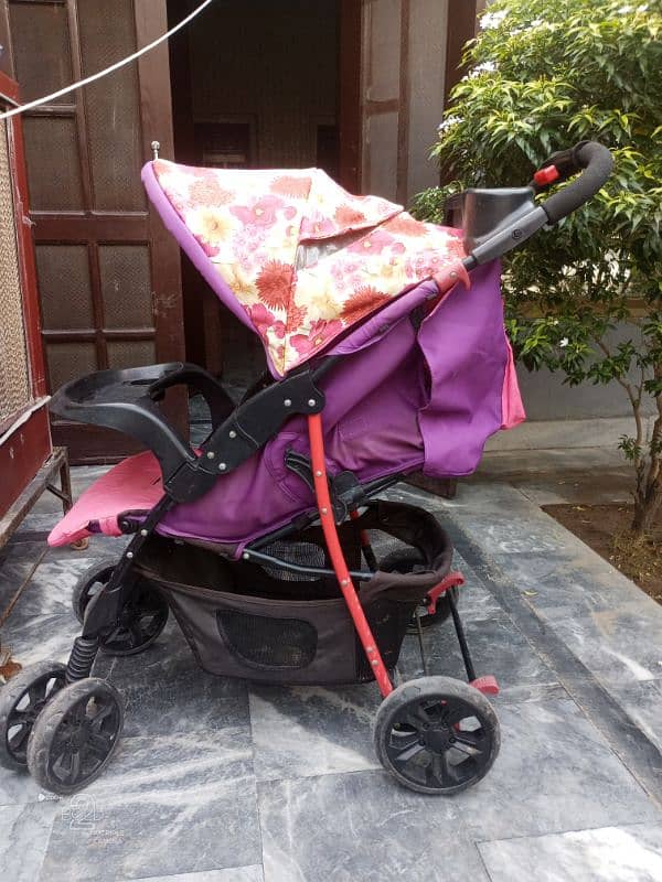 Imported stroller for sale very little used just like new 1