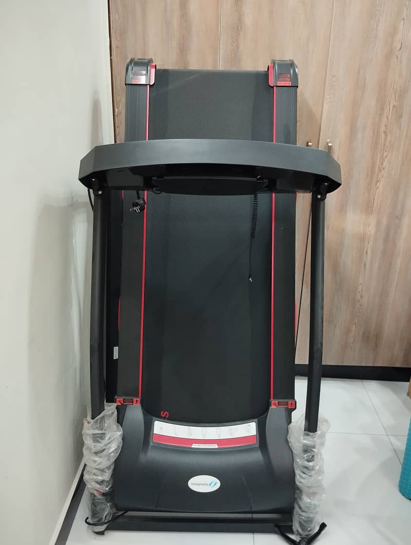 HF-C05 Hydrofitness Motorized Treadmill 2.0 HP 3