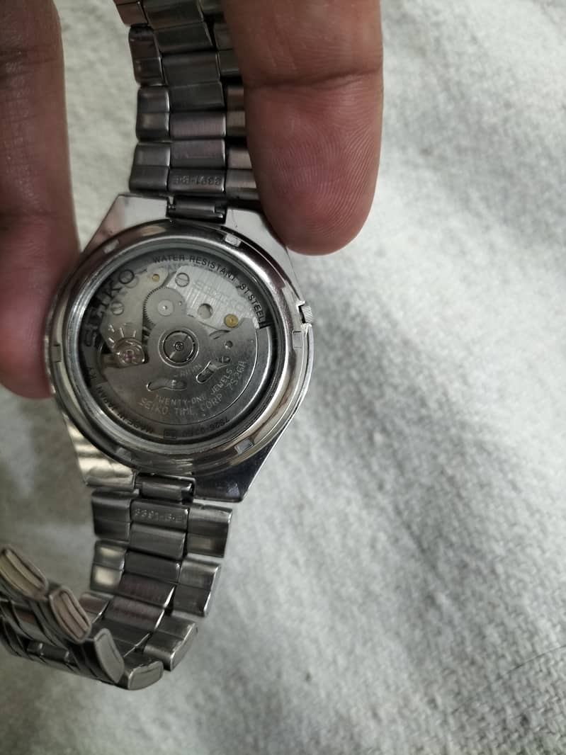 Seiko 5 automatic 21 jewls 7s26A 1