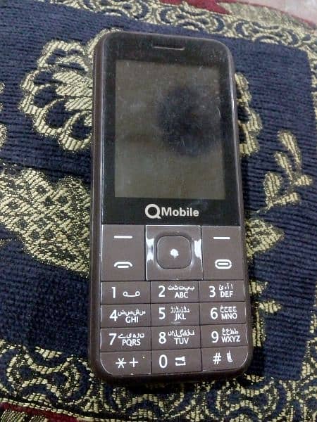 Qmobile D7 1