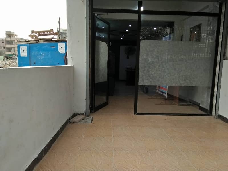 Shop 3 Side Corner With Attached Bath Extra Land Lease 24 Hours Watr 6