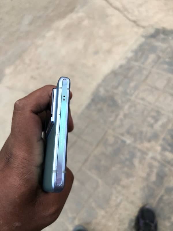 Vivo X70 Pro Mint Condition. 4