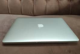 Urgent Sale! Macbook Pro 15 inch Late 2013 Core i7. Read ad