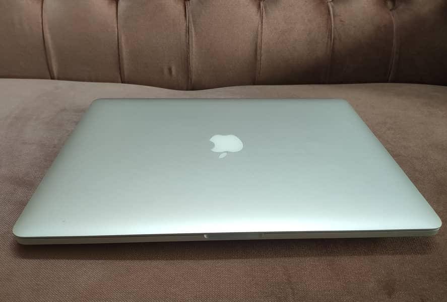 Urgent Sale! Macbook Pro 15 inch Late 2013 Core i7. Read ad 0