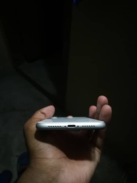 IPHONE XR 128Gb BH 87 Condition 9/10 waterpack Allok Urgent sale 2