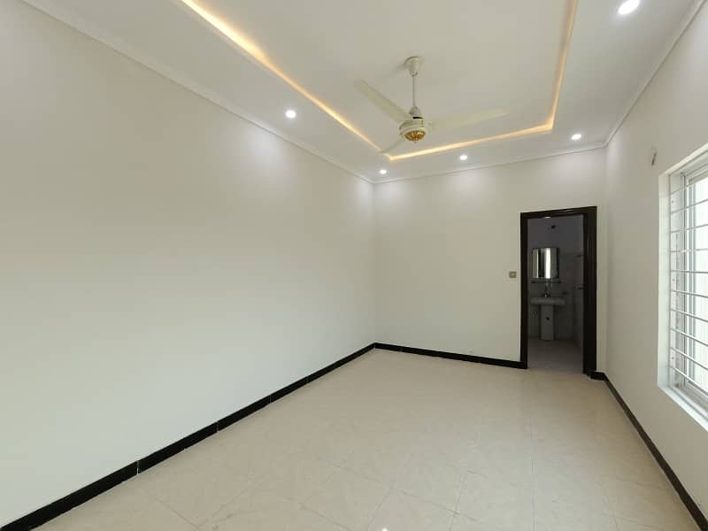 Main Double Road In Gulshan Abad Sector 2 House For Sale Sized 11 Marla 15