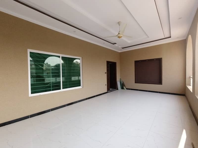 Main Double Road In Gulshan Abad Sector 2 House For Sale Sized 11 Marla 29