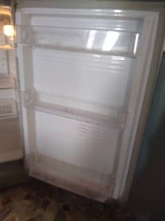 Refrigerator condition 10/10 for sale