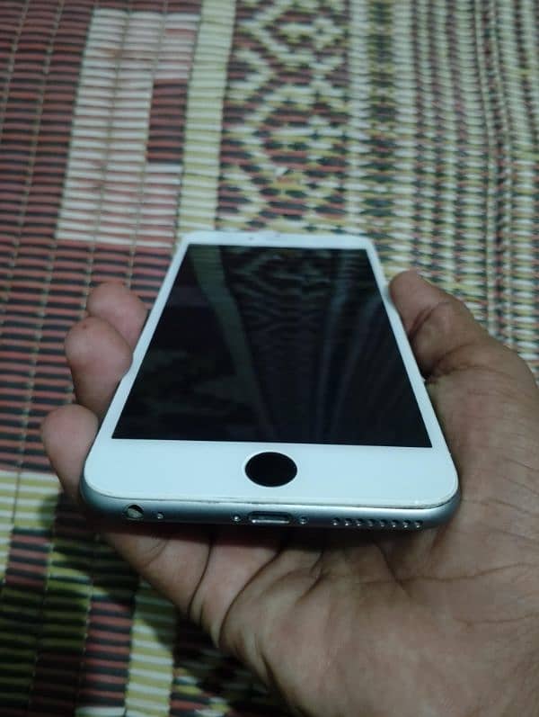 Iphone 6 plus pta provved 64 GB memory condition 10/10 3