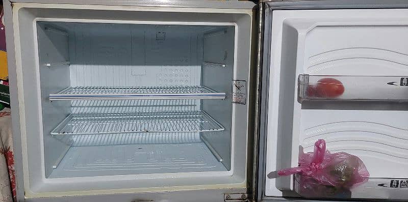 for Sale dawlance refrigerator model 9177 6