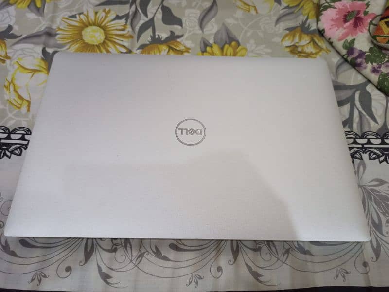 Dell XPS 9570 i7- 8th gen 1050ti 14