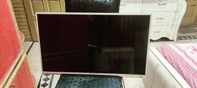 Sony LCD 32 inches ( 03106249657 ) 1