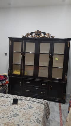 Showcase for sale in Good Condition