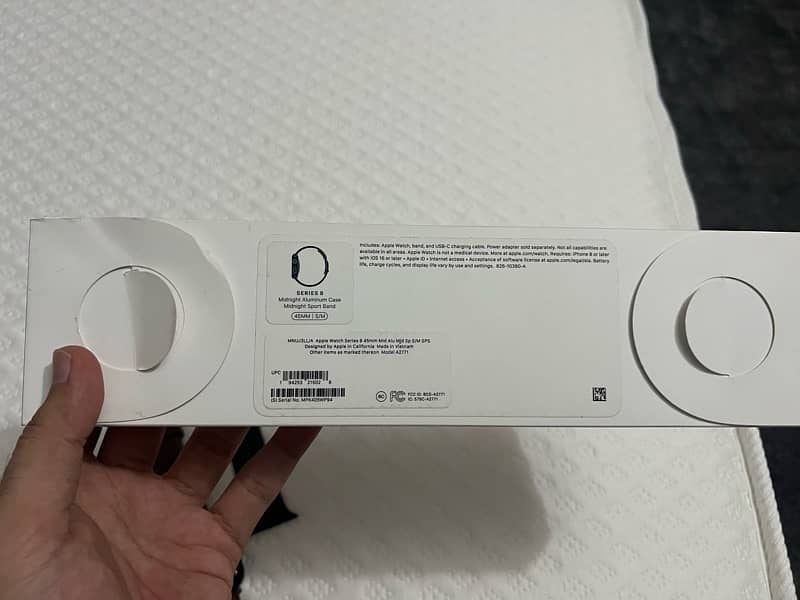 Apple watch series 8 45mm 10/10 complete box 4