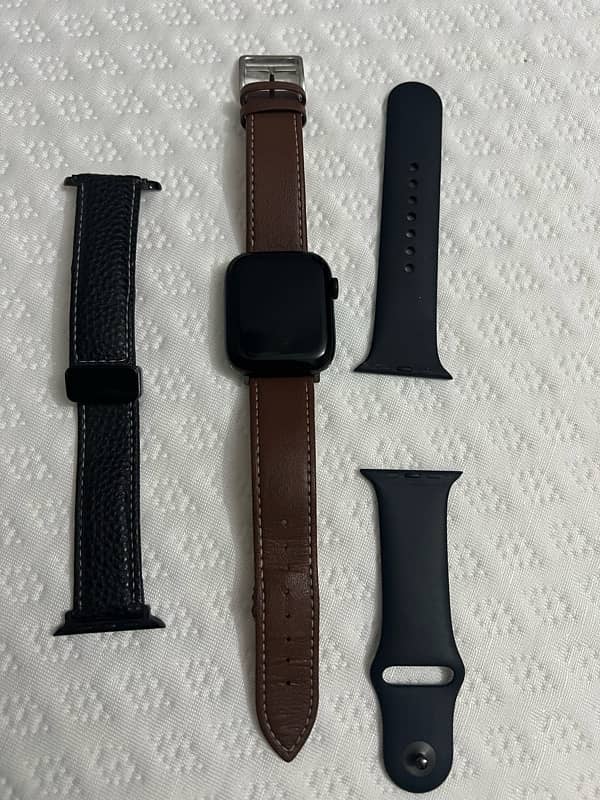 Apple watch series 8 45mm 10/10 complete box 12