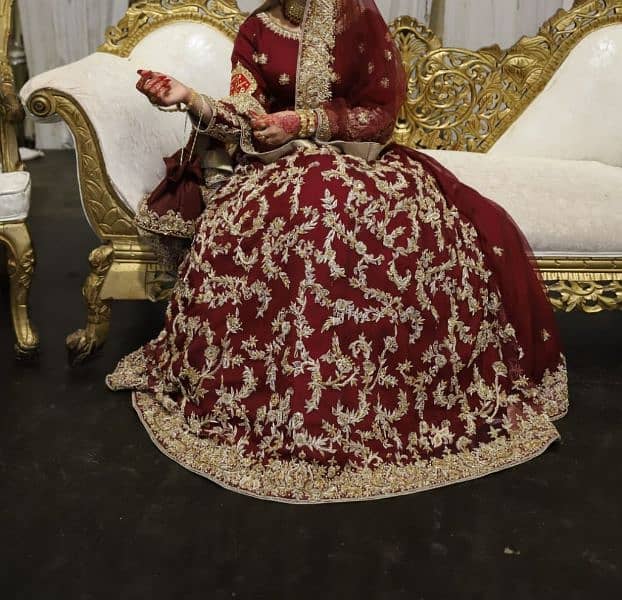 bridal lahnga for sale. . just one day use. 0