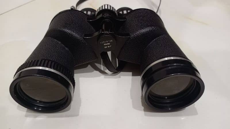 Dia Stone 8X-17X 50 Binocular 1