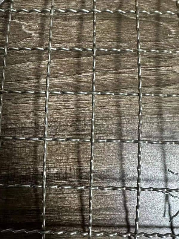 Razor wire Barbed wire Chain Link Fence China Barfi Jali Security Mesh 9