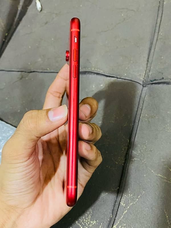 IPHONE XR 6