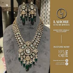 góod looking haar set diamond hi copy green meena with piroee