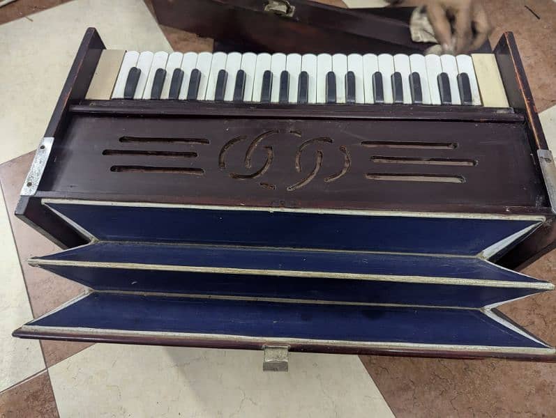 old antique harmonium for sale 2