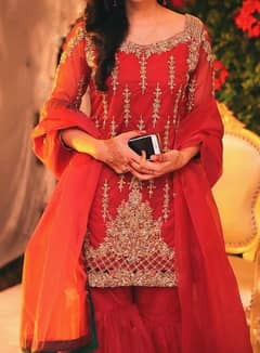 Beautiful and trendy red gharara (10/10 condition)