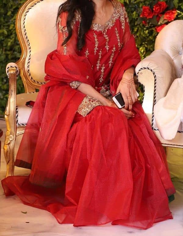 Beautiful and trendy red gharara (10/10 condition) 2