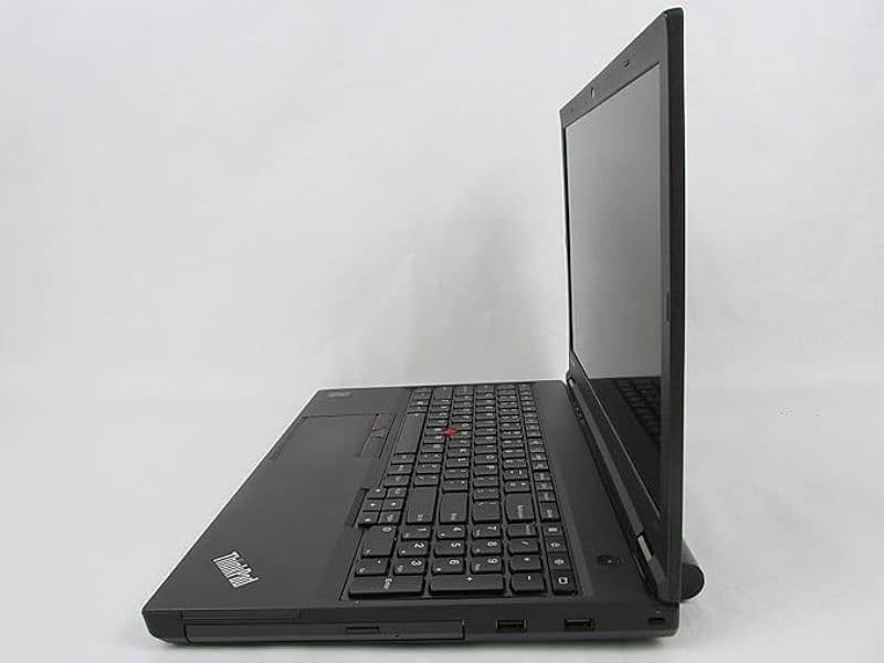 lenovo thinkpad w541 i7 4th gen workstation with 2gb graphics card 3