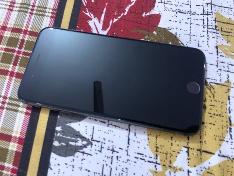 iPhone 8 Plus 64gb 1