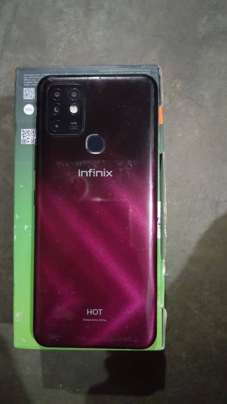 I am selling my Infinix hot 10 6/128 2