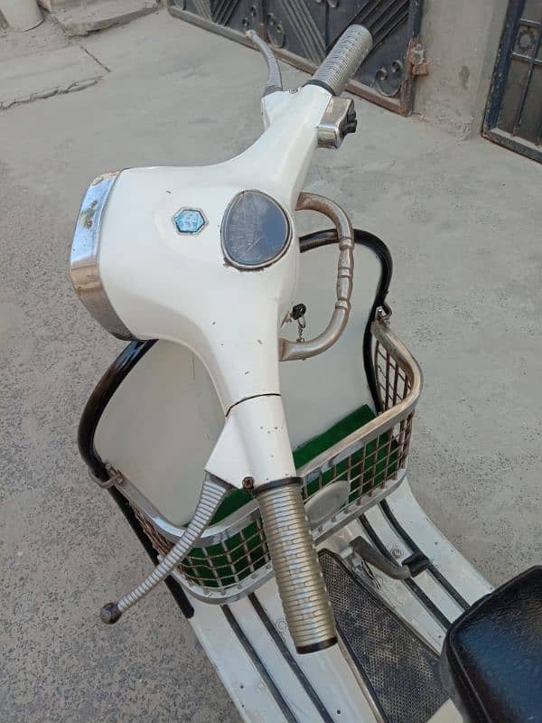 vespa super 4