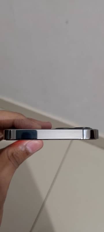 iphone 12 pro 128gb jv  condition 10 by 10 bargaining hojayegi 7