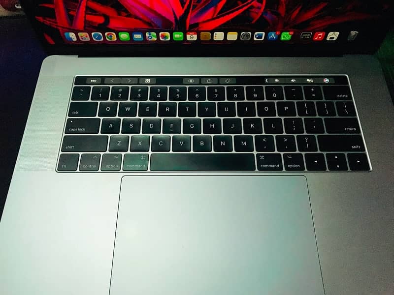 Apple MacBook Pro 2016 Model 2