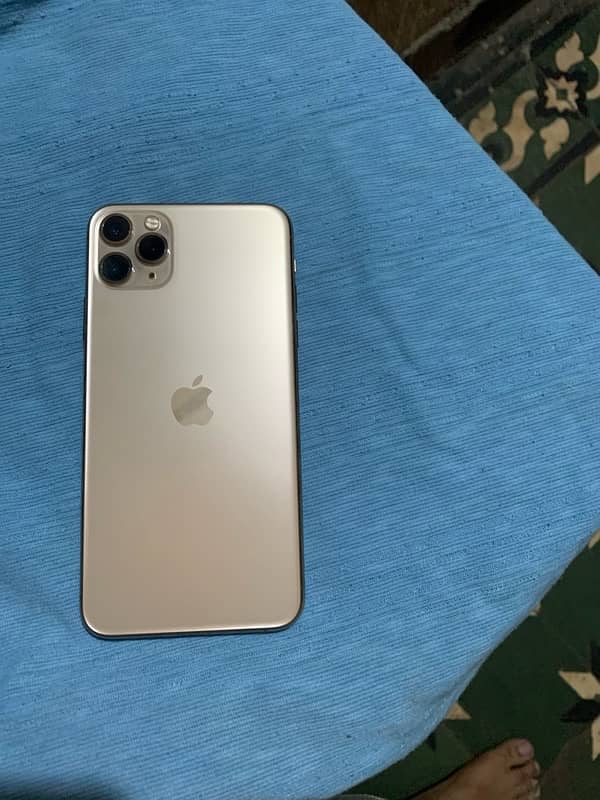 iPhone 11pro max 64 gb urgent sale 1